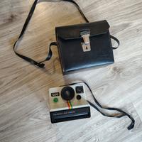 Polaroid Land Camera 1000 vintage con custodia
