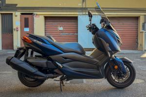 Xmax 400 2020