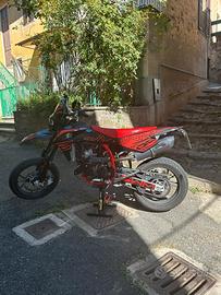 SWM 125 R