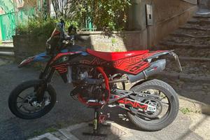 SWM 125 R