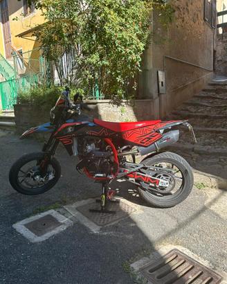 SWM 125 R