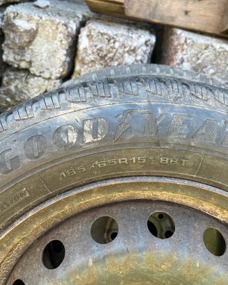 Cerchi ferro per fiat grande punto.gomme invernali