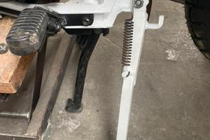 Staffa cavalletto laterale Aprilia Tuareg 600 Wind