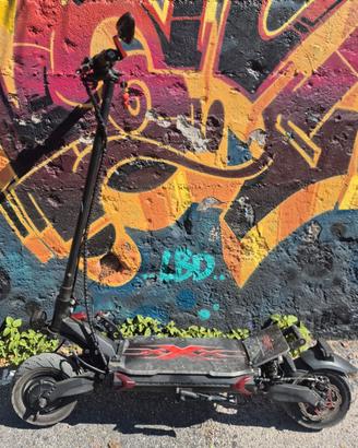 MONOPATTINO ELETTRICO ESKOOT 11 - 3.200 WATT