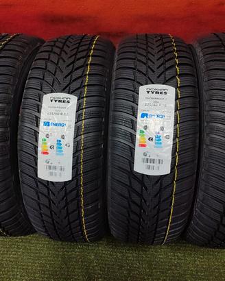 225 60 18 Gomme Invernali NEW Nokian 225 60R18