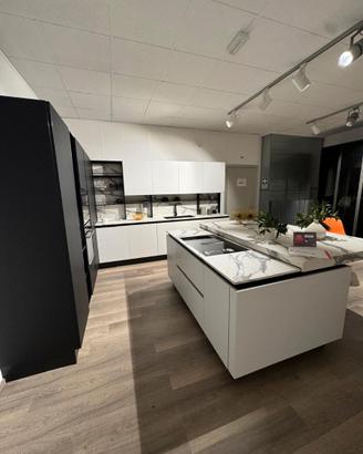 CUCINA FEBAL CON ISOLA – MODELLO DESIGN MODERNO