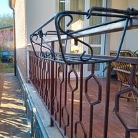 7. portavasi- balconette vintage in ferro battuto