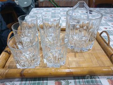 Set 6 bicchieri + porta ghiaccio 