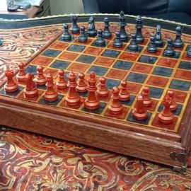 scacchiera resina colorata con cofanetto 