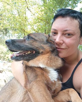 VANESSA DOG SITTER