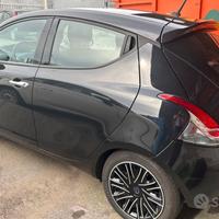 Lancia Y ypsilon