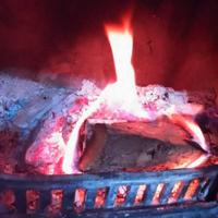 stufa a legna in ghisa 