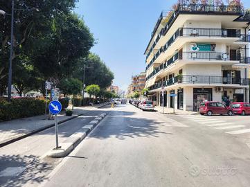 4 LOCALI A POMIGLIANO D'ARCO