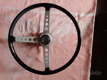 Volante vintage a razze per Innocenti Mini Cooper 