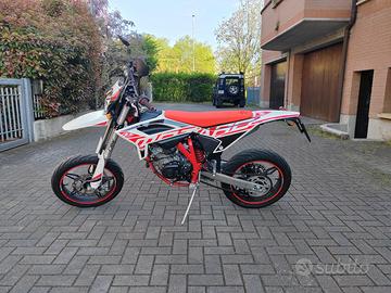 Beta Motard RR 125 4T LC