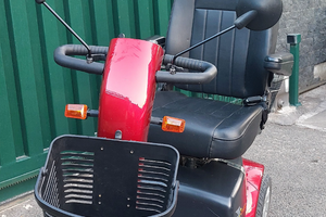 Scooter per anziani o invalidi