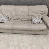 divano tre posti similpelle