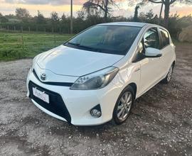 TOYOTA Yaris 1.5 Hybrid 5 porte Lounge UNICO PRO