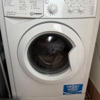 Lavatrice Indesit a Carica Frontale 6KG