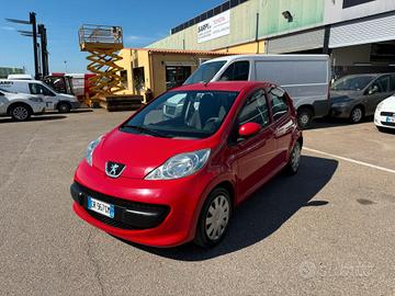 Peugeot 107 1.0 68CV 5p. Sweet Years