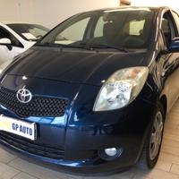 Toyota Yaris 1.3 5 porte Luna
