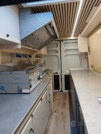 FOOD TRUCK