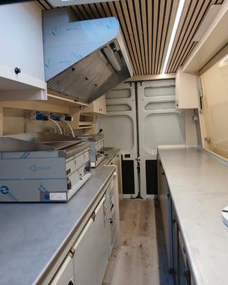 FOOD TRUCK