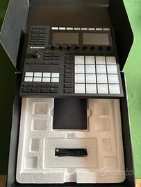 Native Instruments  Machine MK3 con licenza 