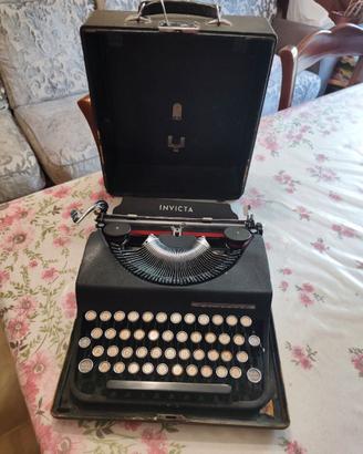 Macchina da scrivere Invicta Portable-Olivetti MP1