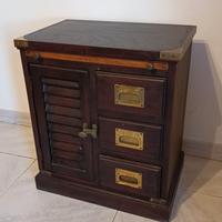 Mobiletto stile marina