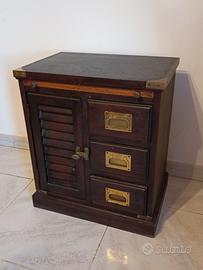 Mobiletto stile marina