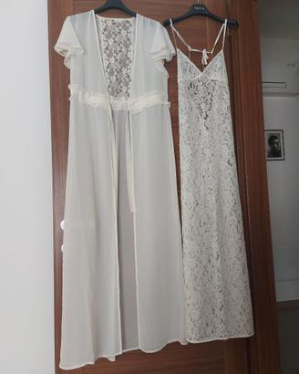 Sottoveste intima di pizzo con vestaglia Yamamay.