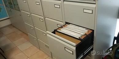 CLASSIFICATORE IN METALLO 4 CASSETTI