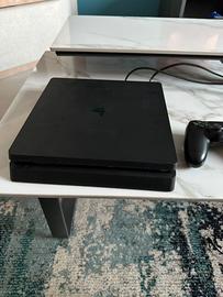 Playstation 4 slim 1TB