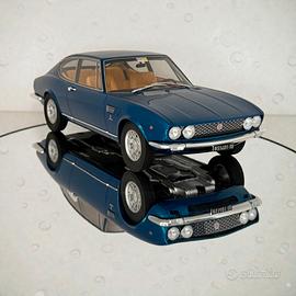 Fiat Dino Coupé 2000 1967 Blu met 1/18 Laudoracing
