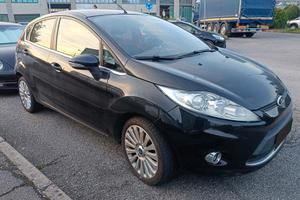 Fiesta 1.4 TDCi Titanium 5 porte OK NEOPATENTATI 