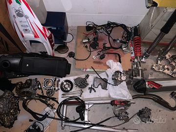 Pezzi ricambio fantic 125 4t