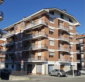 Elegante Quadrilocale a Ceva Accesso Totale Senza