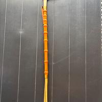 Antico calzascarpe lungo con testa di cane