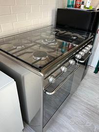 Cucina Smeg 5 fuochi