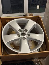 Lotto 8 cerchioni lega SUZUKI Grand Vitara II