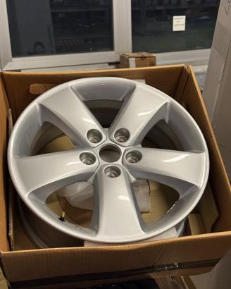 Lotto 8 cerchioni lega SUZUKI Grand Vitara II