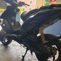 Aprilia sr 50 r scooter pezzi