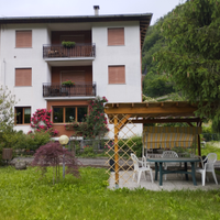 Casa Santolini, Secondo piano