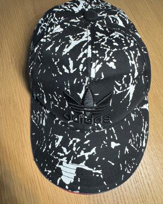 Lotto 3 cappelli Adidas e Nike Dri-FIT