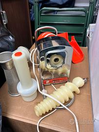 Macchina per conserve