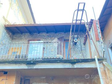 MONOLOCALE A SULZANO