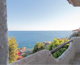 Baccumandara: Villa con accesso diretto al mare