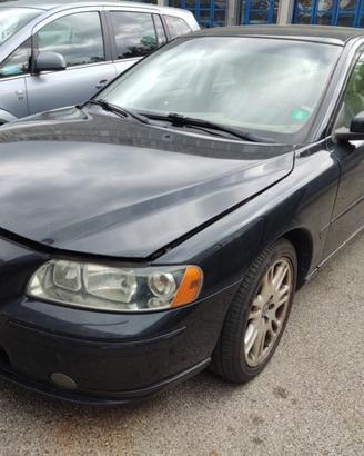 Ricambi VOLVO S60 2400cc diesel del 2010