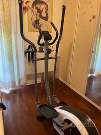 Ellittica con sensori battito cardiaco